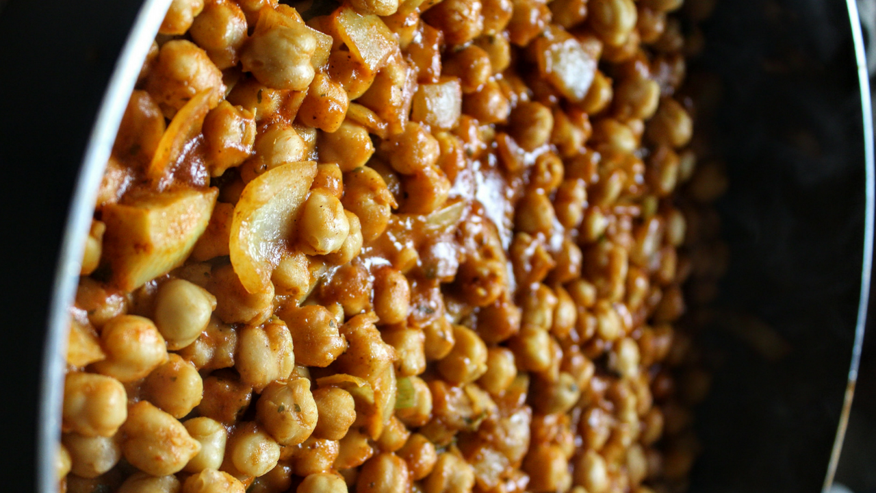 guyanese-curry-channa-onions