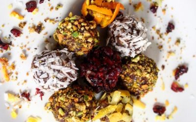 Lemon flavored date balls